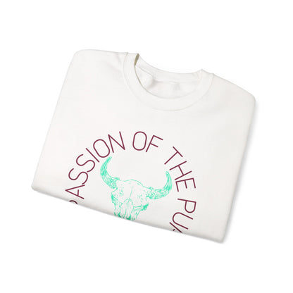 passion of the pursuit Bison skull with sleeve Unisex Heavy Blend™ Crewneck Sweatshirt