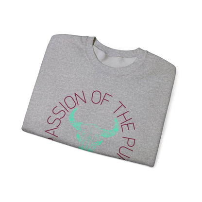 passion of the pursuit Bison skull with sleeve Unisex Heavy Blend™ Crewneck Sweatshirt